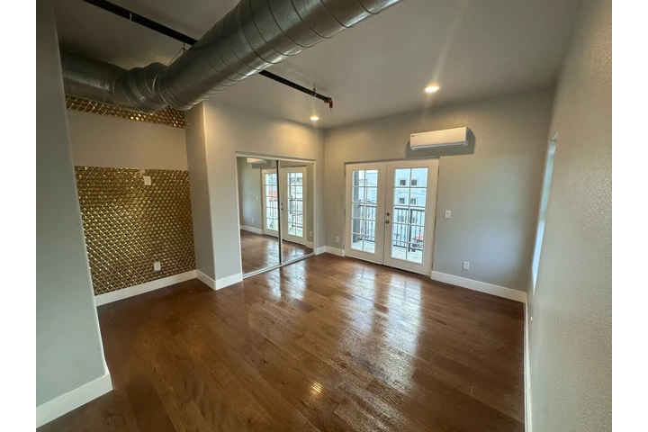 $2200 : Renta Departamento (Santa Ana) image 6