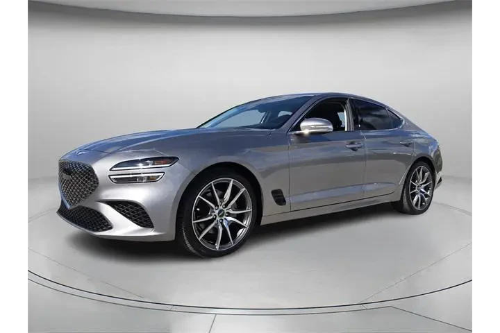 $26998 : Genesis G70 2023 2.0T 4dr Se image 1