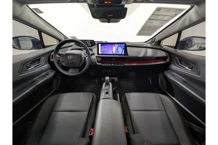 $34589 : Toyota Prius Prime 2024 XSE image 2