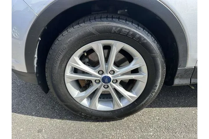 $14990 : Ford Escape 2019 AWD SEL 4dr image 9