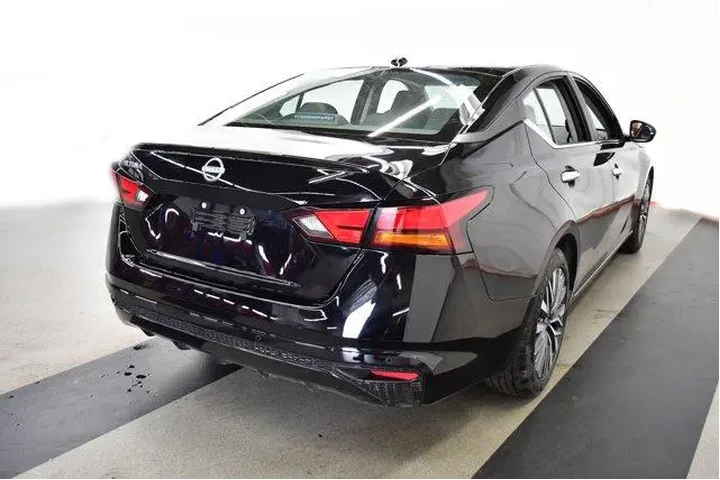 $20994 : Nissan Altima 2025 2.5 SV 4d image 7