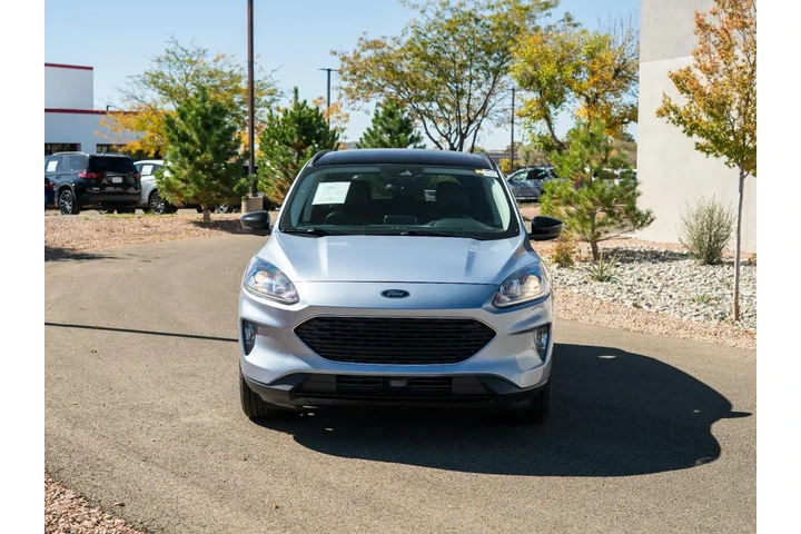 $26845 : 2022 Escape SEL image 2
