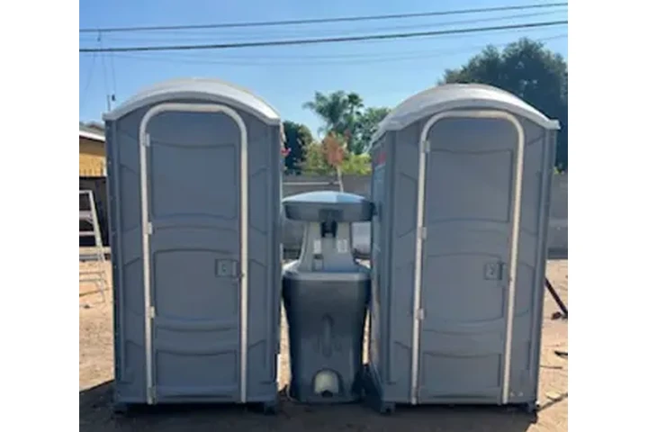 DS Portable Toilets image 5