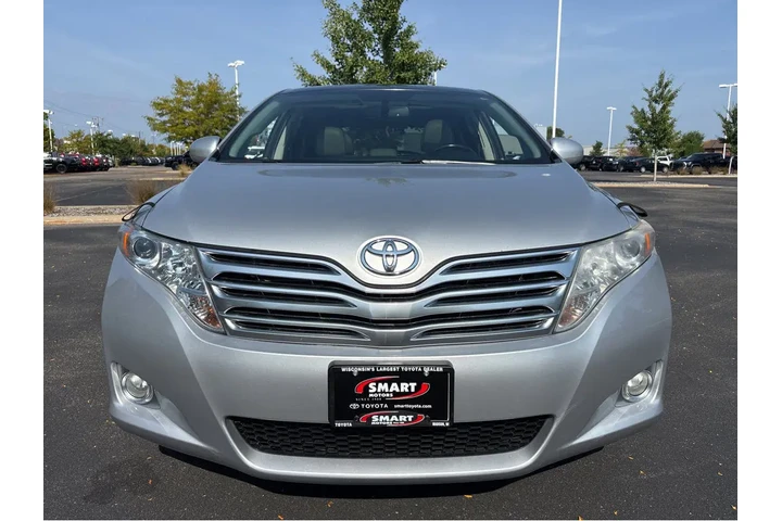 $10000 : 2009 Venza Limited image 9