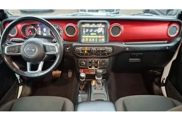 $37917 : Jeep Wrangler Unlimited 2021 image 4