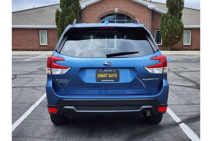 $21900 : 2022 Forester Premium image 8