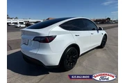 $26888 : Tesla Model Y 2022 AWD Long thumbnail