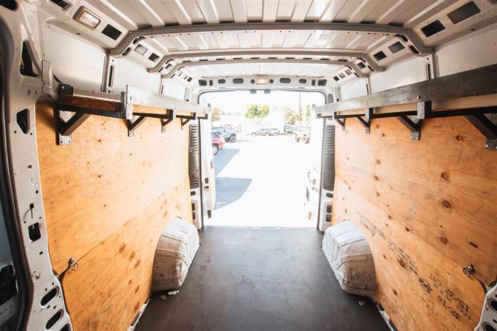 2017 ProMaster Cargo Van image 9