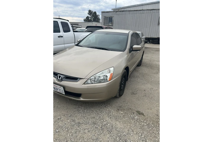 $6500 : 2005 Honda Accord LX image 3