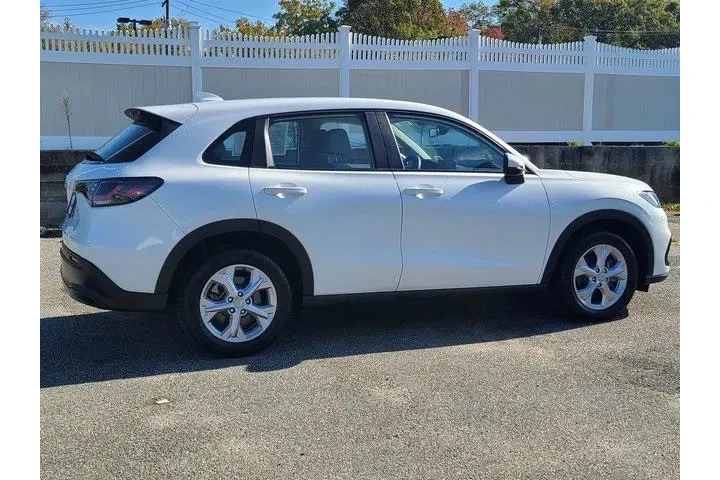 $22772 : Honda HR-V 2023 AWD LX 4dr C image 6