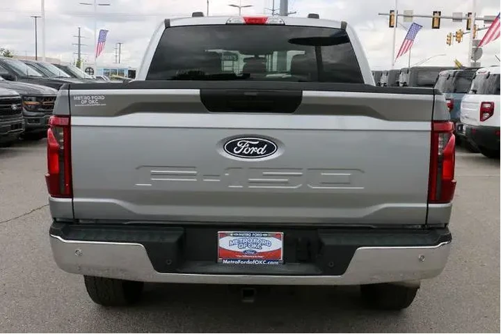 $40000 : Ford F-150 2025 4x4 XLT 4dr image 6