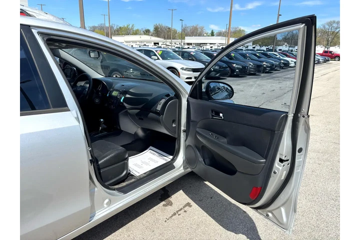 $5450 : 2011 Elantra Touring 4dr Wgn image 8