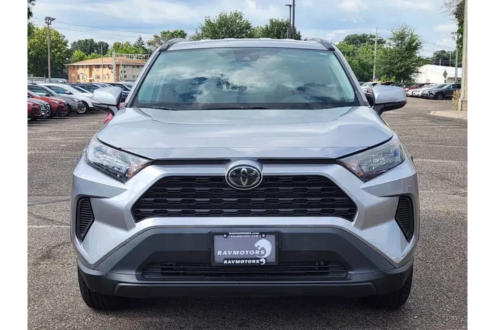 $19472 : 2021 RAV4 LE image 6