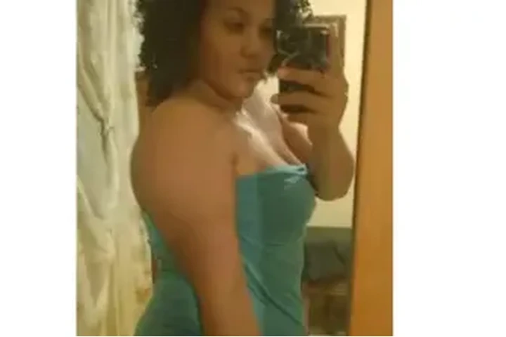 CHICA AMABLE image 1