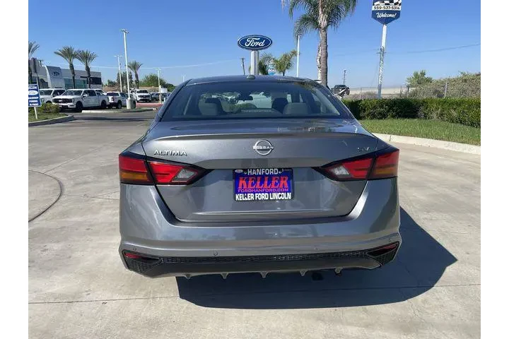 $18999 : Nissan Altima 2023 2.5 SV 4d image 7