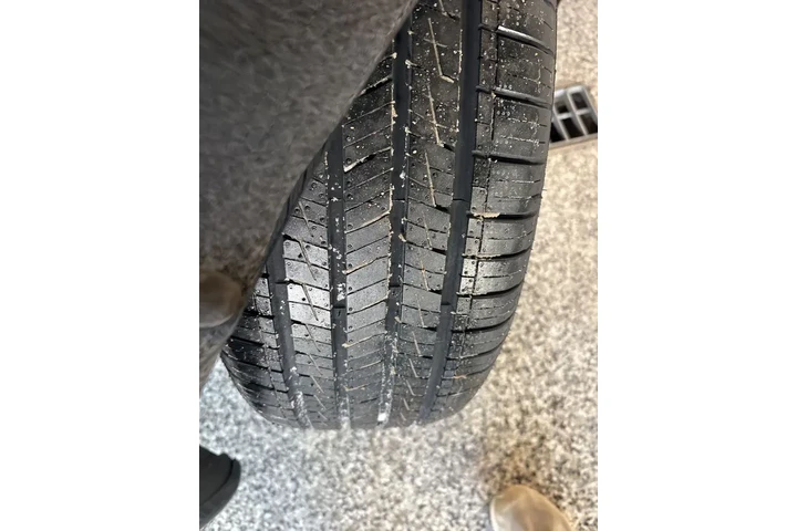 $17798 : 2023 Versa 1.6 SR image 10