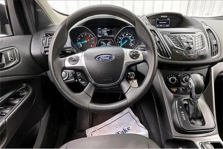 $8990 : Ford Escape 2016 S 4dr SUV image 5