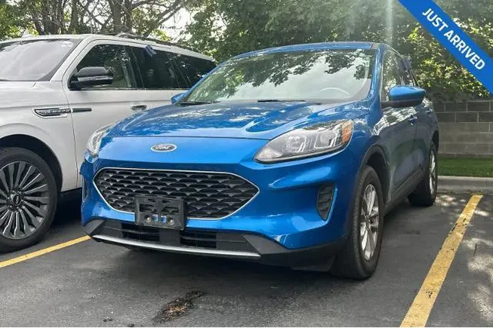 $14995 : Ford Escape 2020 AWD SE 4dr image 3