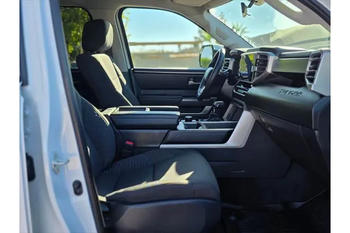 $39995 : Toyota Tundra 2022 4x2 SR5 4 image 10