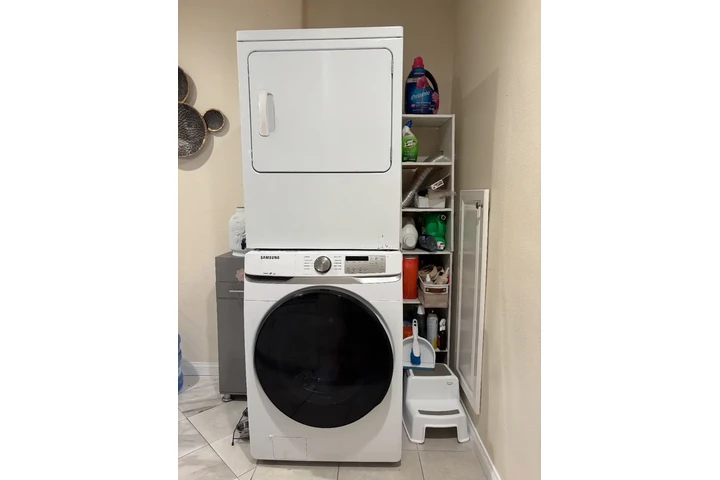 $1500 : Se renta cuarto y duplex image 3