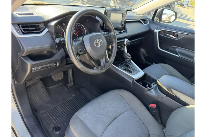 $22520 : Toyota RAV4 2022 XLE 4dr SUV image 10
