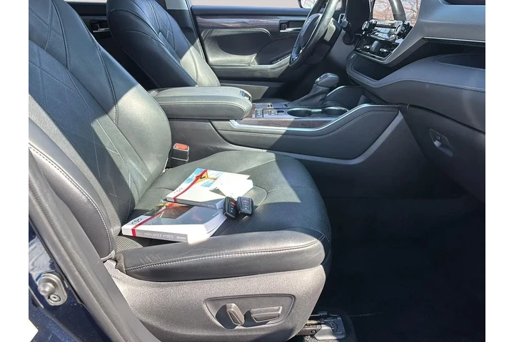 $35000 : 2021 Highlander Hybrid Platin image 8