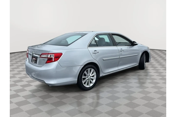$12000 : 2014 Camry XLE image 8