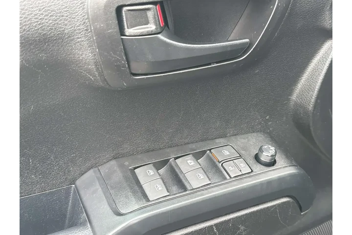 $34691 : Toyota Tacoma 2023 4x4 TRD P image 6