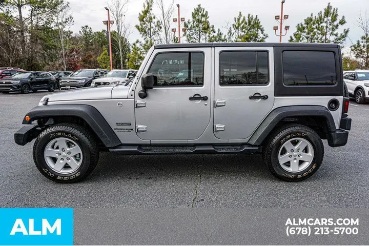 $14920 : Jeep Wrangler JK Unlimited 2 image 6