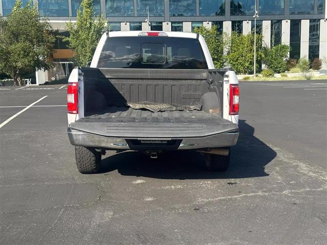 $25995 : 2018 FORD F150 SUPERCREW CAB image 9