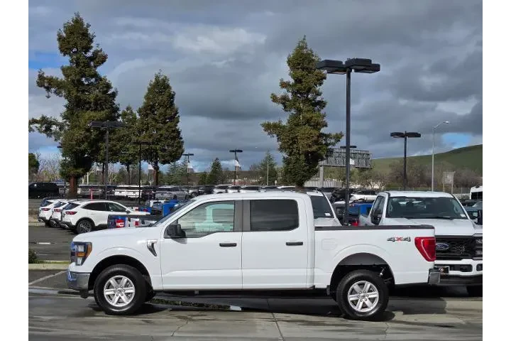 $39777 : Ford F-150 2023 4x4 XLT 4dr image 7