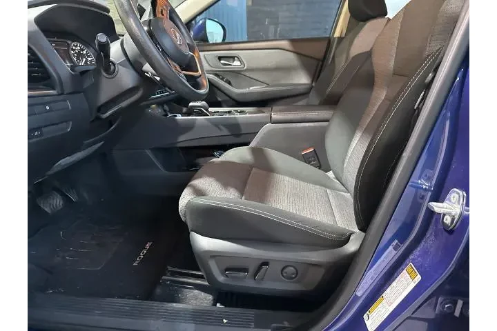 $19844 : Nissan Rogue 2022 SV 4dr Cro image 6