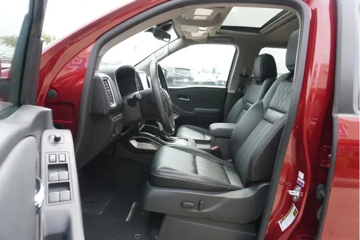 $36225 : Nissan Frontier 2024 4x2 S 4 image 7