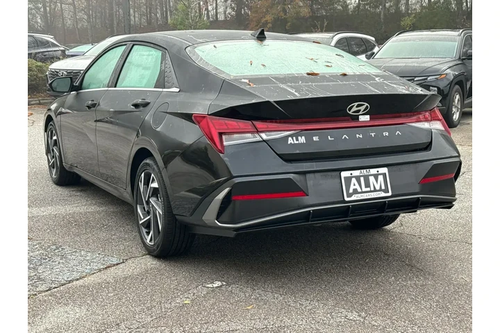 $27420 : Hyundai ELANTRA 2025 SEL Con image 7