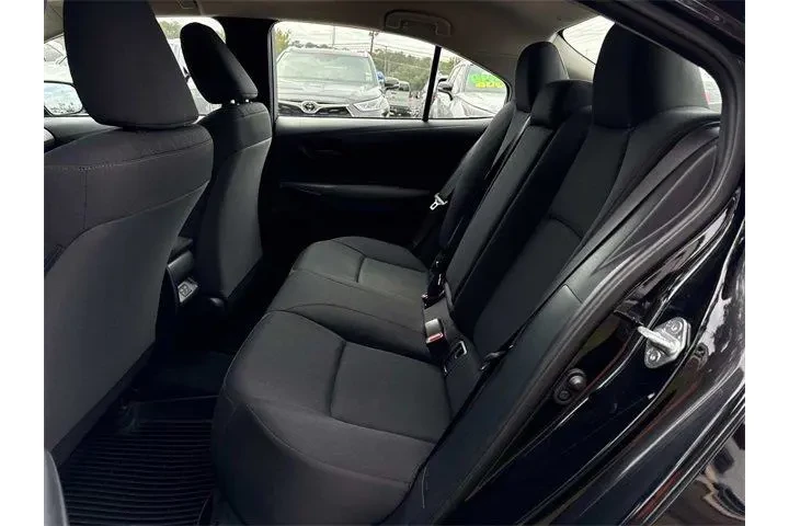 $20588 : Toyota Corolla 2024 LE 4dr S image 7