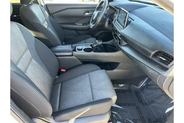 $18223 : Nissan Rogue 2024 AWD SV 4dr image 9