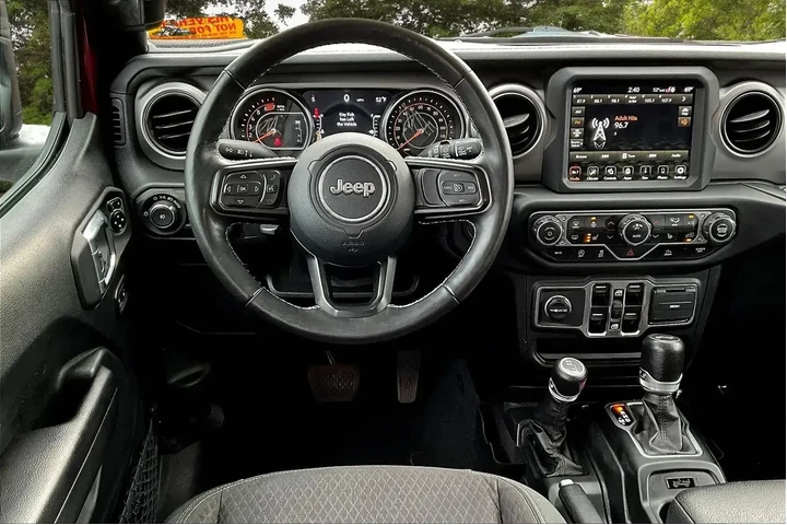 $29000 : Jeep Wrangler Unlimited 2021 image 8