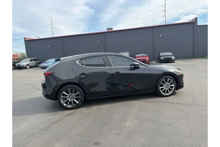 $21980 : Mazda Mazda3 Hatchback 2023 image 4