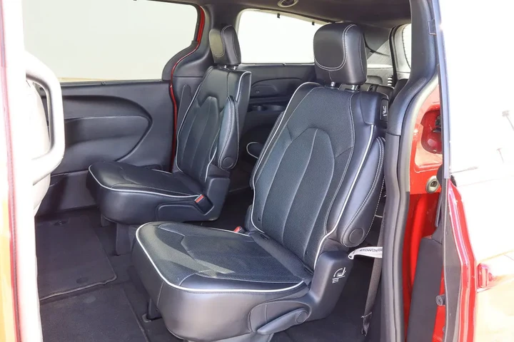 $34988 : 2025 Pacifica Limited FWD image 8