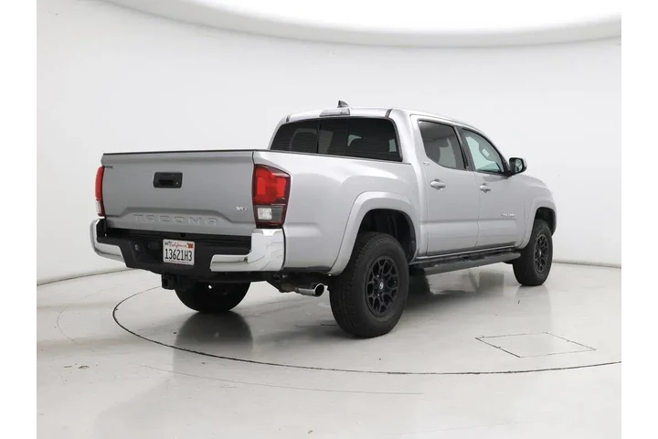 $26998 : Toyota Tacoma 2021 4x2 SR5 V image 8