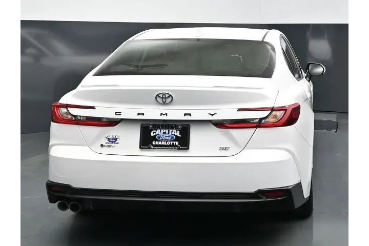 $29378 : Toyota Camry 2025 SE 4dr Sed image 6
