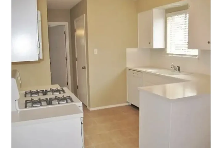 $1320 : HOME FOR RENT IN AUSTIN TX image 10