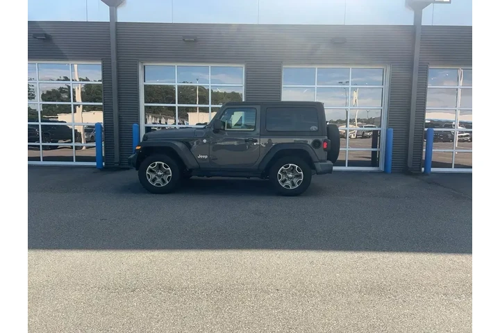 $22999 : Jeep Wrangler 2020 4x4 Sport image 2