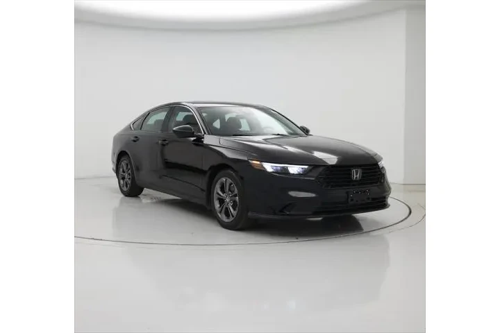 $26998 : Honda Accord 2023 EX 4dr Sed image 1