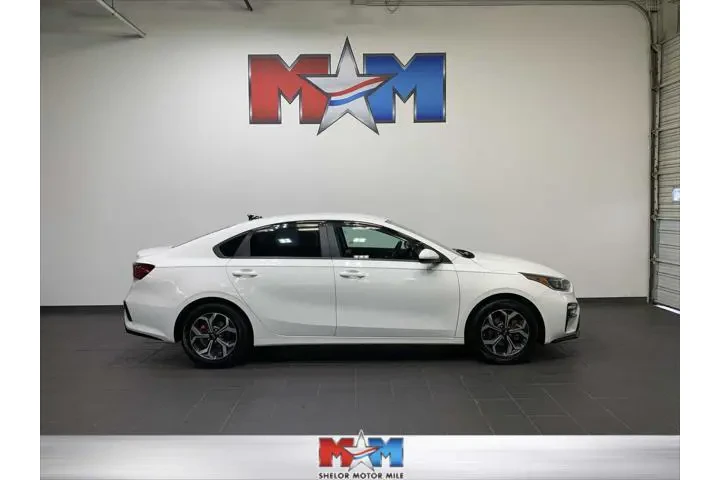 $18789 : Kia Forte 2020 FE 4dr Sedan image 1