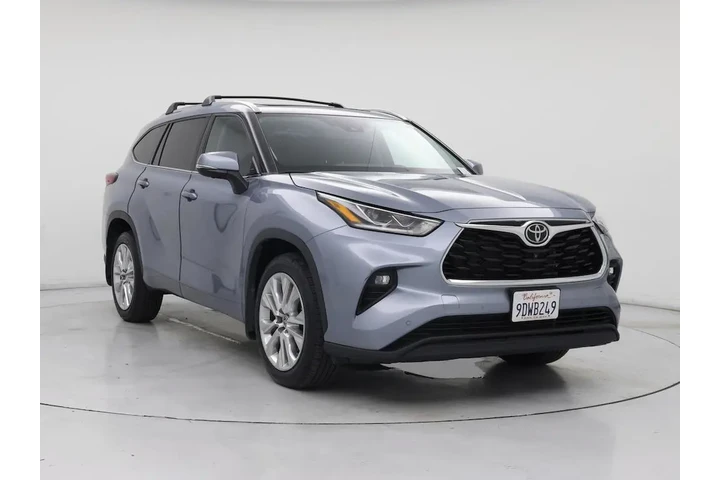 $39998 : Toyota Highlander 2023 AWD L image 1
