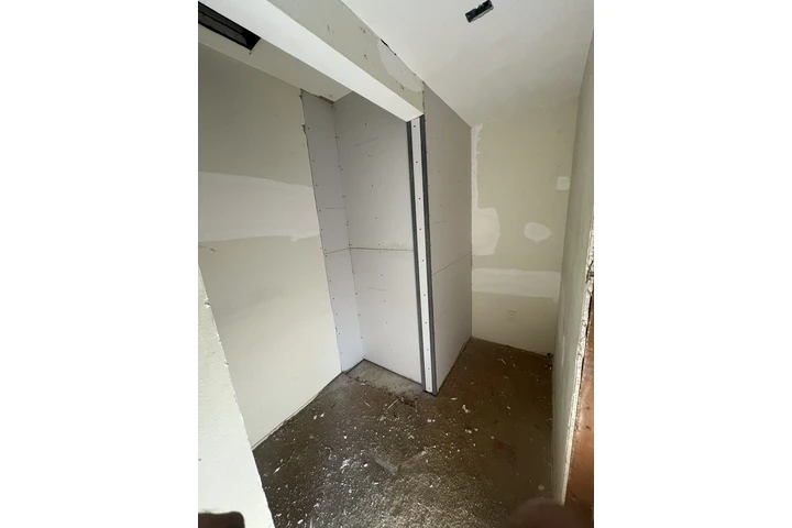 Drywall and teipin finishing image 8
