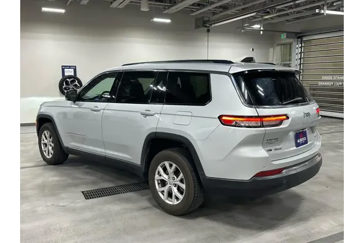 $23980 : Jeep Grand Cherokee L 2021 4 image 3