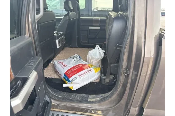 $24050 : Ford F-150 2016 4x4 Lariat 4 image 9