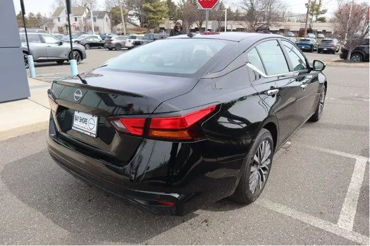 $19732 : Nissan Altima 2025 2.5 SV 4d image 6